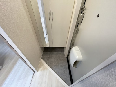 【玄関】 | ウィン淡路駅前 | シンプルで使いやすい玄関です