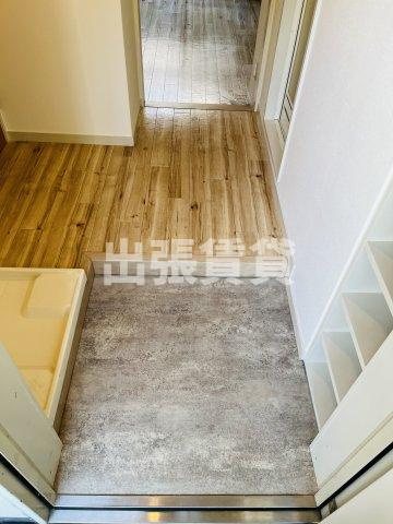 仲介手数料0円！ドール新栄の玄関