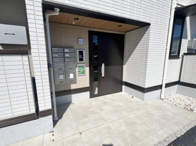 【エントランス】 | D-ROOM本荘WEST