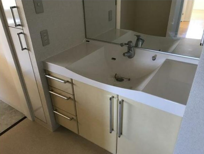 イプセ府中の洗面所