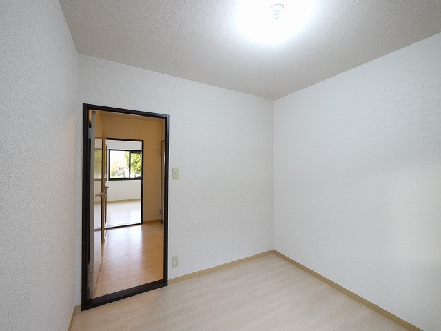 エクセル青垣の洋室|ゆったりした洋室です