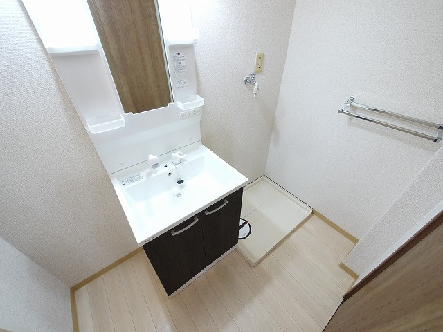 エクセル青垣の洗面所|脱衣スペースもあります