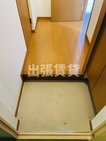 仲介手数料0円！中駒新栄レオンビルの玄関