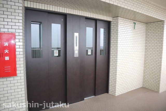 ライオンズマンション津田沼のその他共用部分|エレベーターございます。