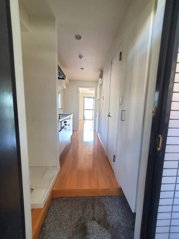 ヴィラージュ向ヶ丘の玄関