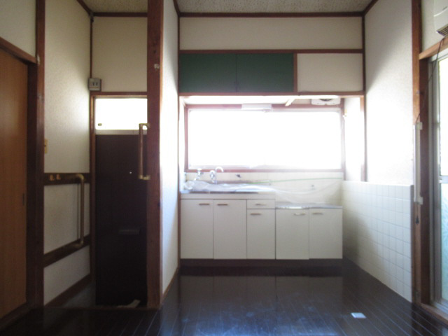 白水平屋の居間・リビング