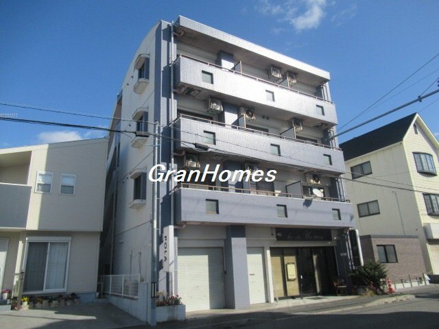 フォレスト明石の外観