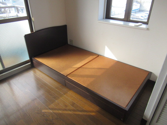 フォレスト明石の寝室