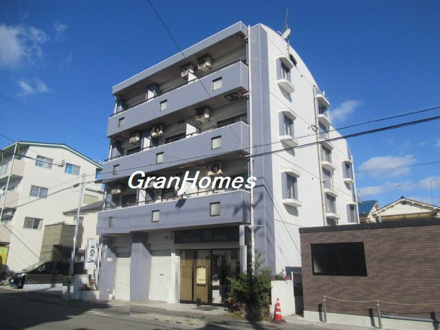 フォレスト明石の外観