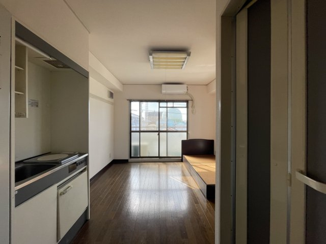 フォレスト明石の居間・リビング