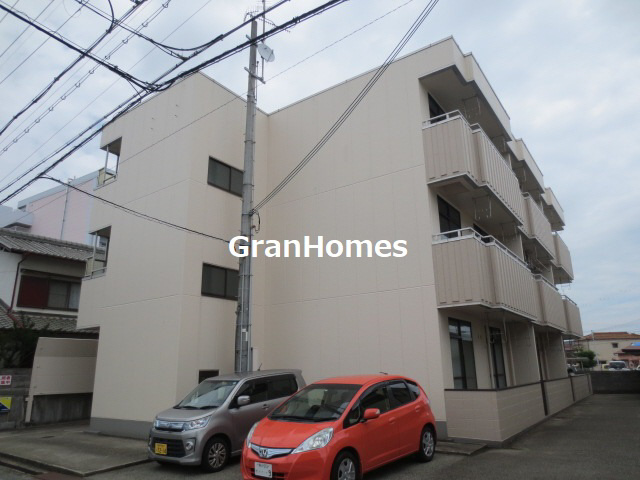 マンションサエイの外観