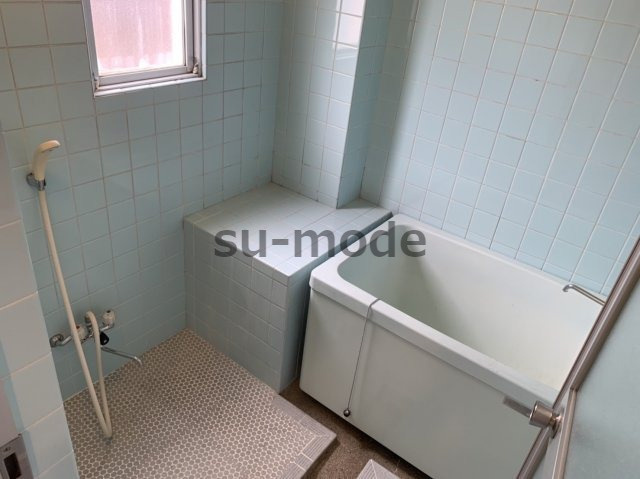 ヴィラコトブキの浴室