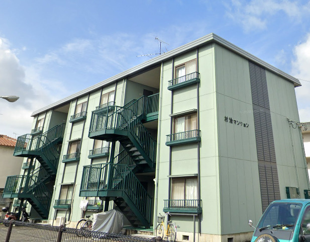 村治マンションの外観