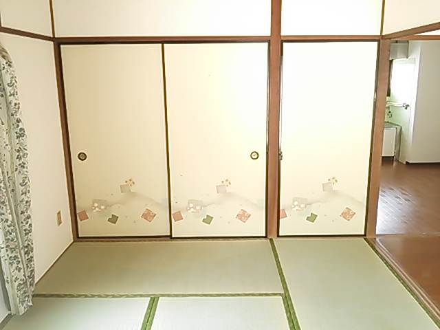 シャトーさわだⅠの和室|落ち着く和室
※別室参考写真