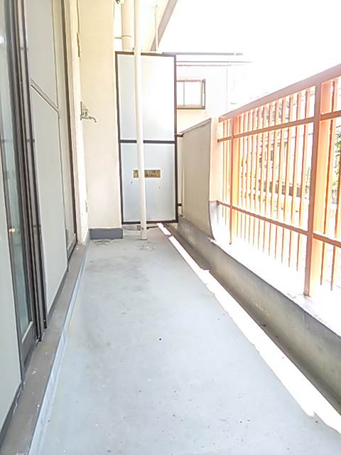 シャトーさわだⅠのバルコニー|南向き
※別室参考写真