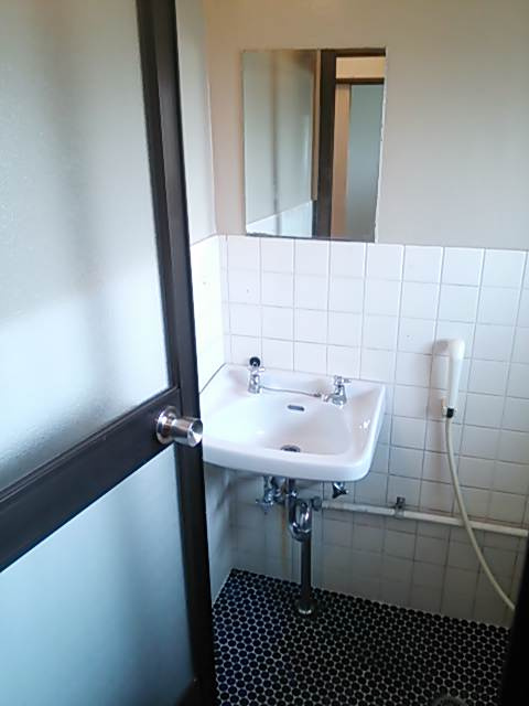 シャトーさわだⅠの設備|洗面台付き
※別室参考写真