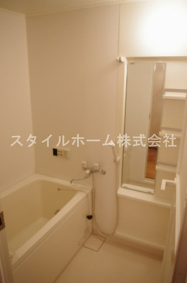 【浴室】 | ウィンフィールド弥生 | 別部屋写真です。