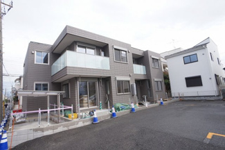 【外観】 | 南側外観です（施工中写真です）