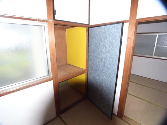 青谷ハイツの収納