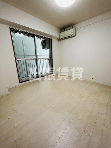 仲介手数料0円！フィールドシティ新栄第3の居間・リビング