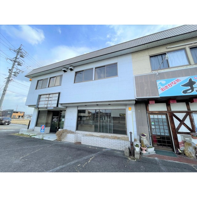 大垣市上面４丁目の店舗一部