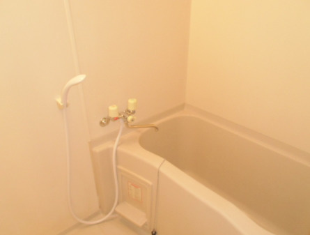 シャロム国分の浴室|ゆったり過ごせるお風呂です