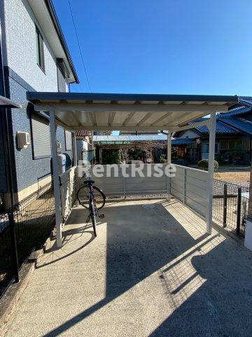 ボナール伊神の居間・リビング