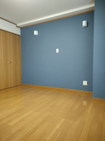 アーバンプレイスの洋室