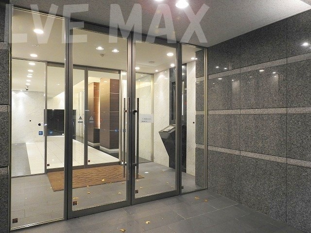 【エントランス】エンクレスト博多駅東 