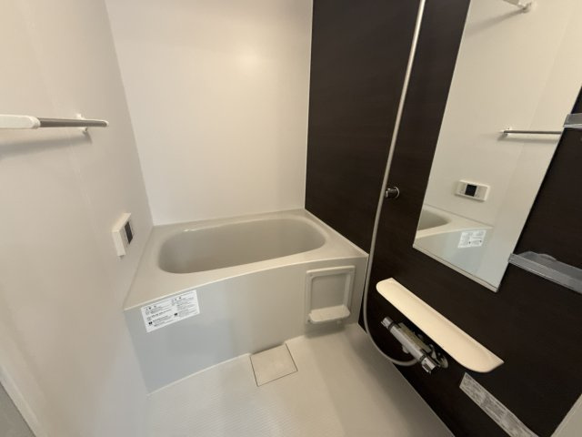 チエーロの浴室