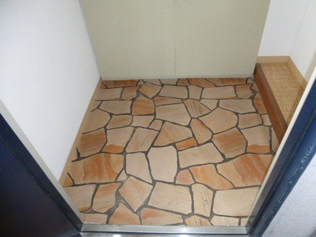 カサグランデモモの玄関