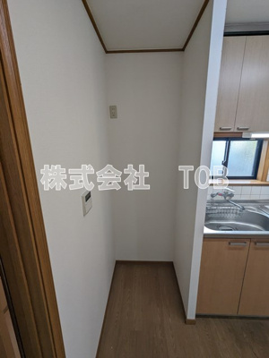 【設備】 | 石井邸（テラスハウス） | 冷蔵庫置き場※クリーニング中の撮影※