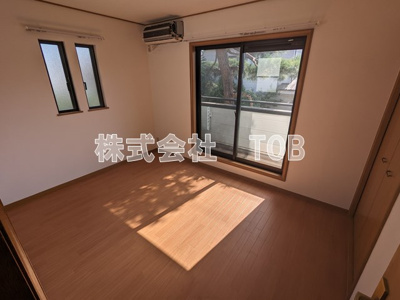 【洋室】 | 石井邸（テラスハウス） | 洋室6帖※クリーニング中の撮影※