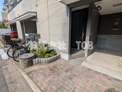 【エントランス】 | 石井邸（テラスハウス）