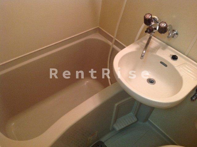 レオパレスエムティエスの浴室