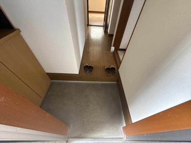ハイツ宝林Ａ棟 の玄関
