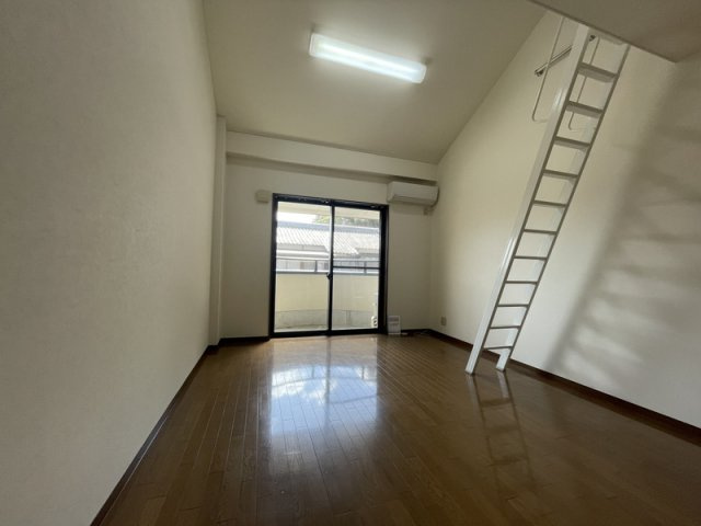 メゾンモンテピッコロの寝室