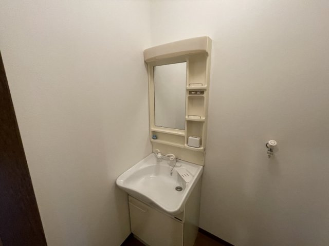 メゾンモンテピッコロの洗面所