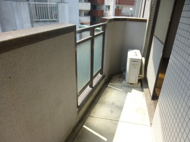 ハイツ日山のバルコニー