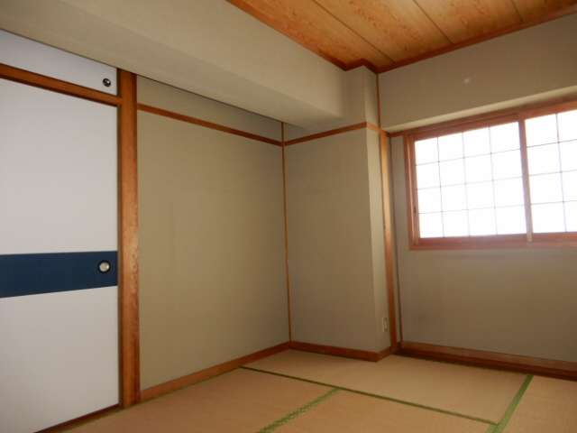 コーポ龍野の居間・リビング