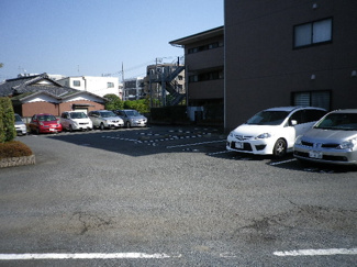 【駐車場】