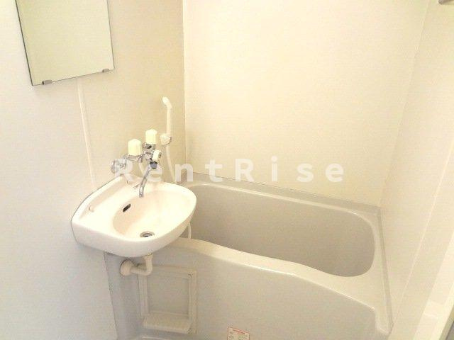 レオパレスＳｕｎｓｈｉｎｅⅠの浴室