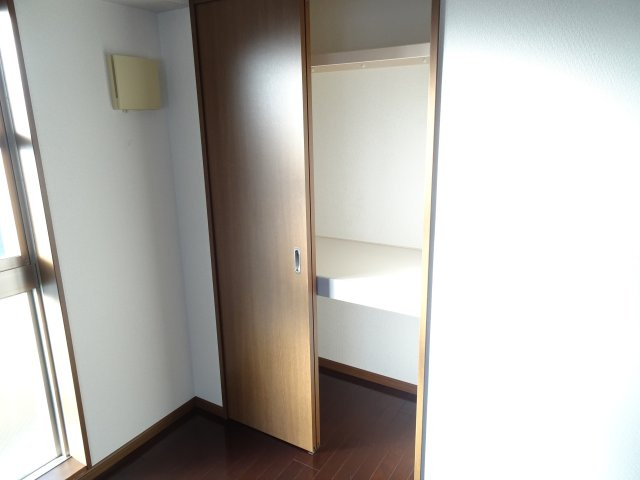 リバーズマンション築捨Ⅱの収納