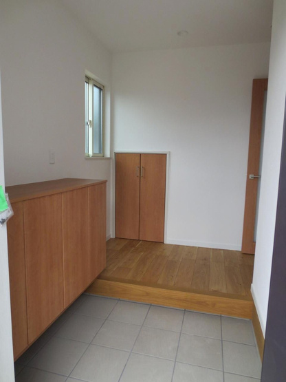 【玄関】 | 香南市野市町父養寺/B号地