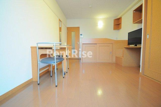 レオパレス長島の居間・リビング