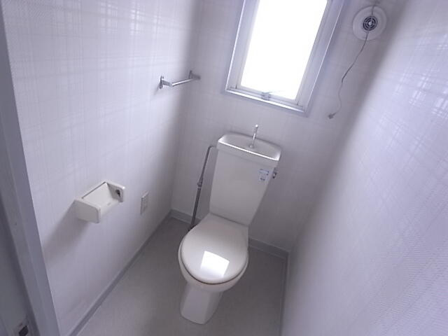 【トイレ】 | トイレです
