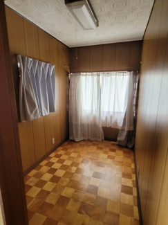 【内装】 | 3帖のサービスルーム（納戸）です。