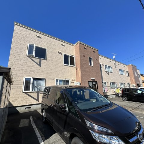 ホワイトステージの外観