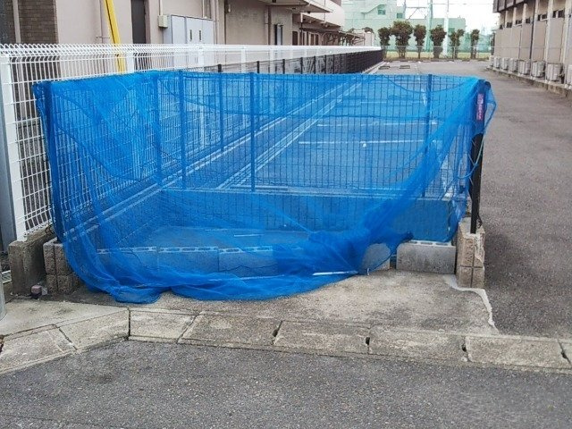 レオパレスシェソア　今伊勢のエントランス