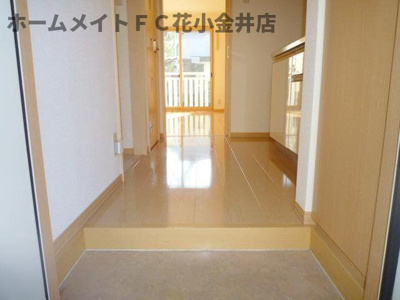 【玄関】 | グランモアB